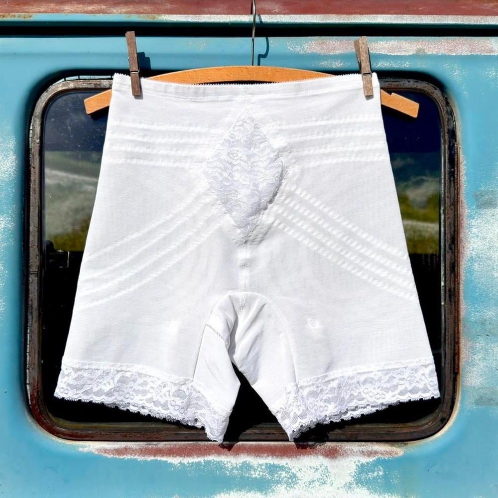 1970s Rago of New York white shapewear shorts